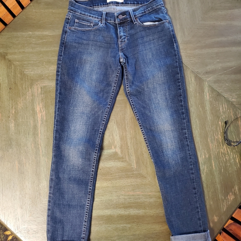 Levi 524 Skinny Size 27